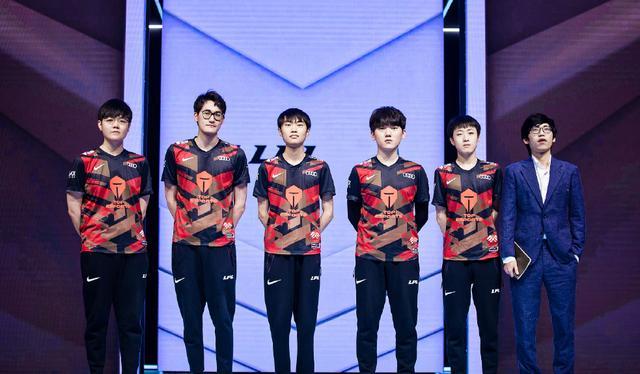 劳塔罗的复 劳塔罗的复