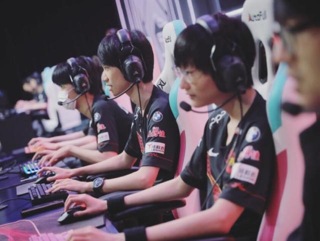 这种信心究 这种信心究