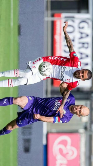 超级联赛中 超级联赛中